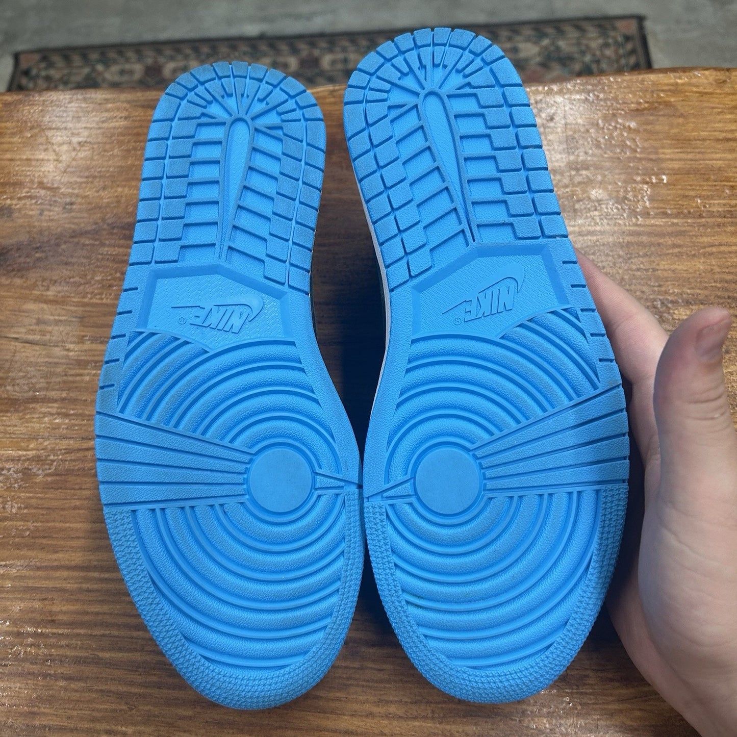 Size 9.5 - Air Jordan 1 Low UNC