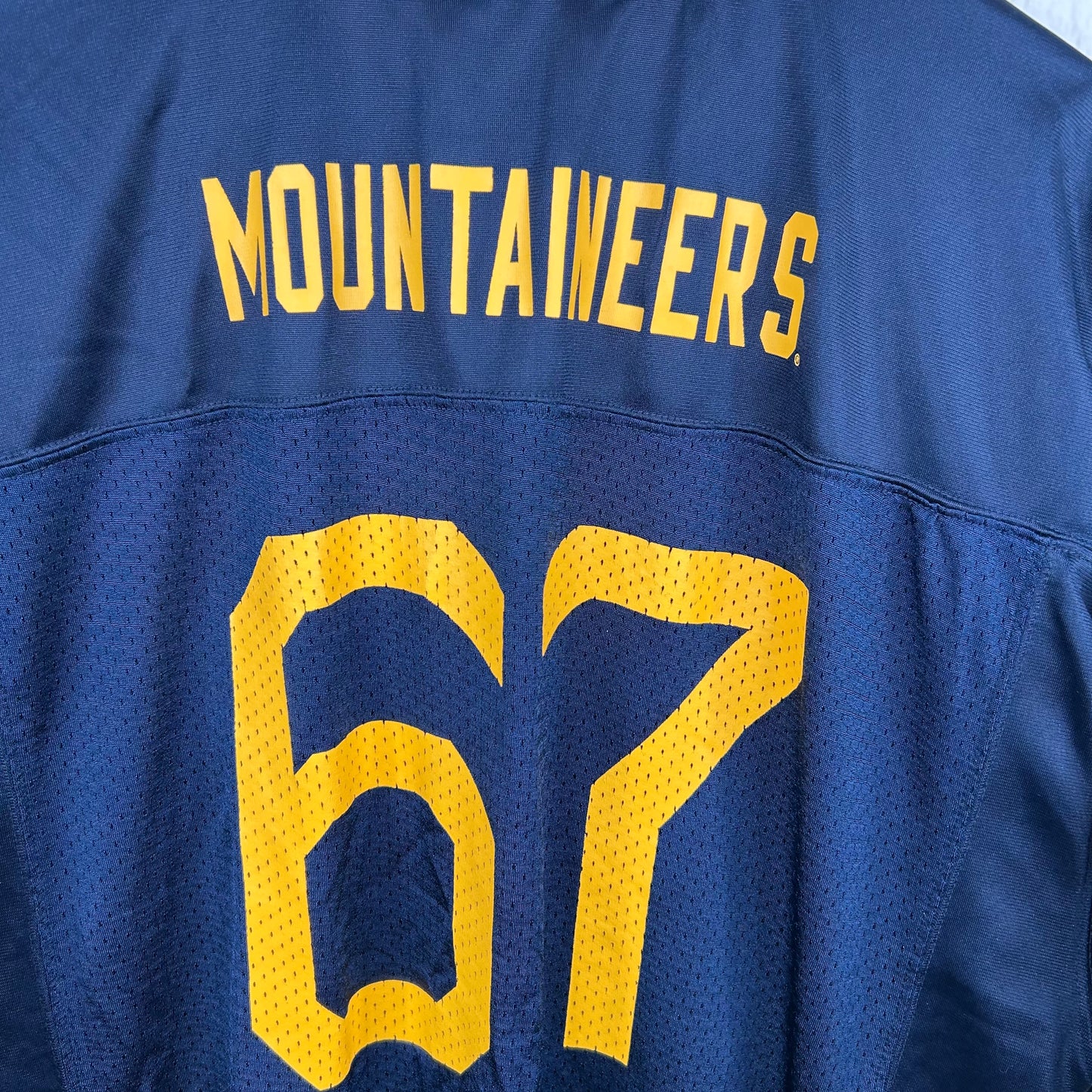 Y2K WVU Mountaineers Number 67 Football Jersey (XL)