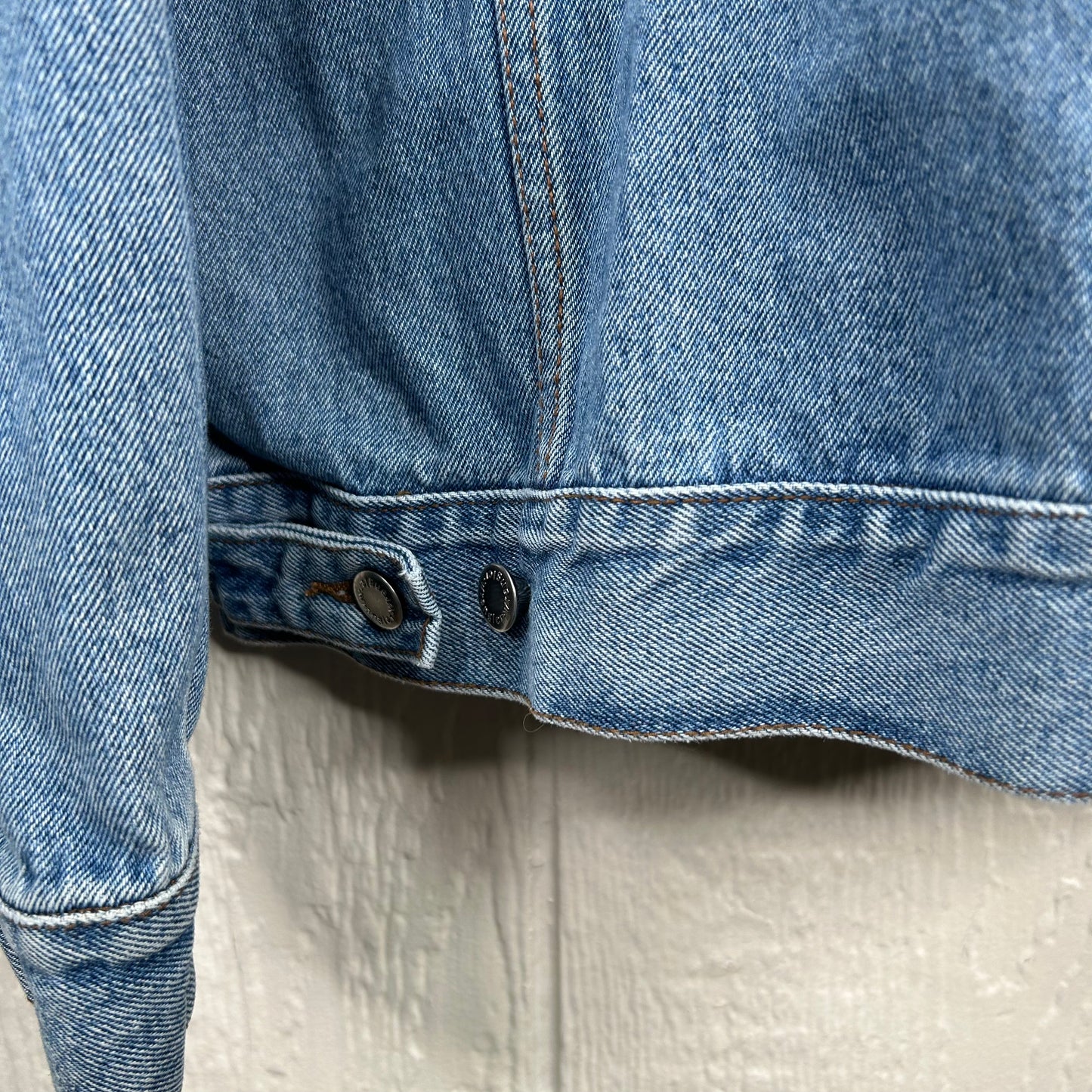 Vintage 90's Wrangler Button-Up Denim Jacket (L)