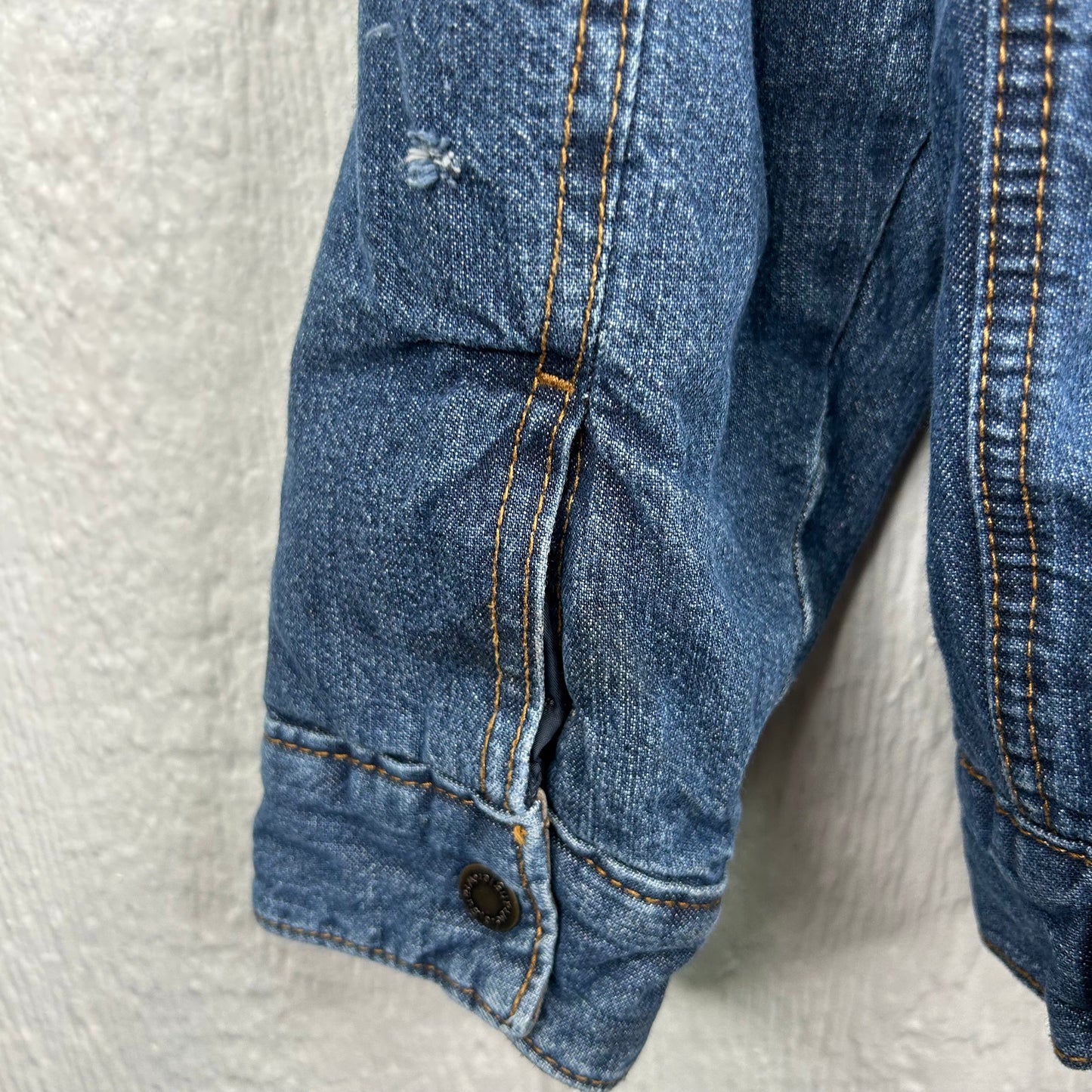 Vintage 90's Wrangler Sherpa Lined Denim Jacket (M)