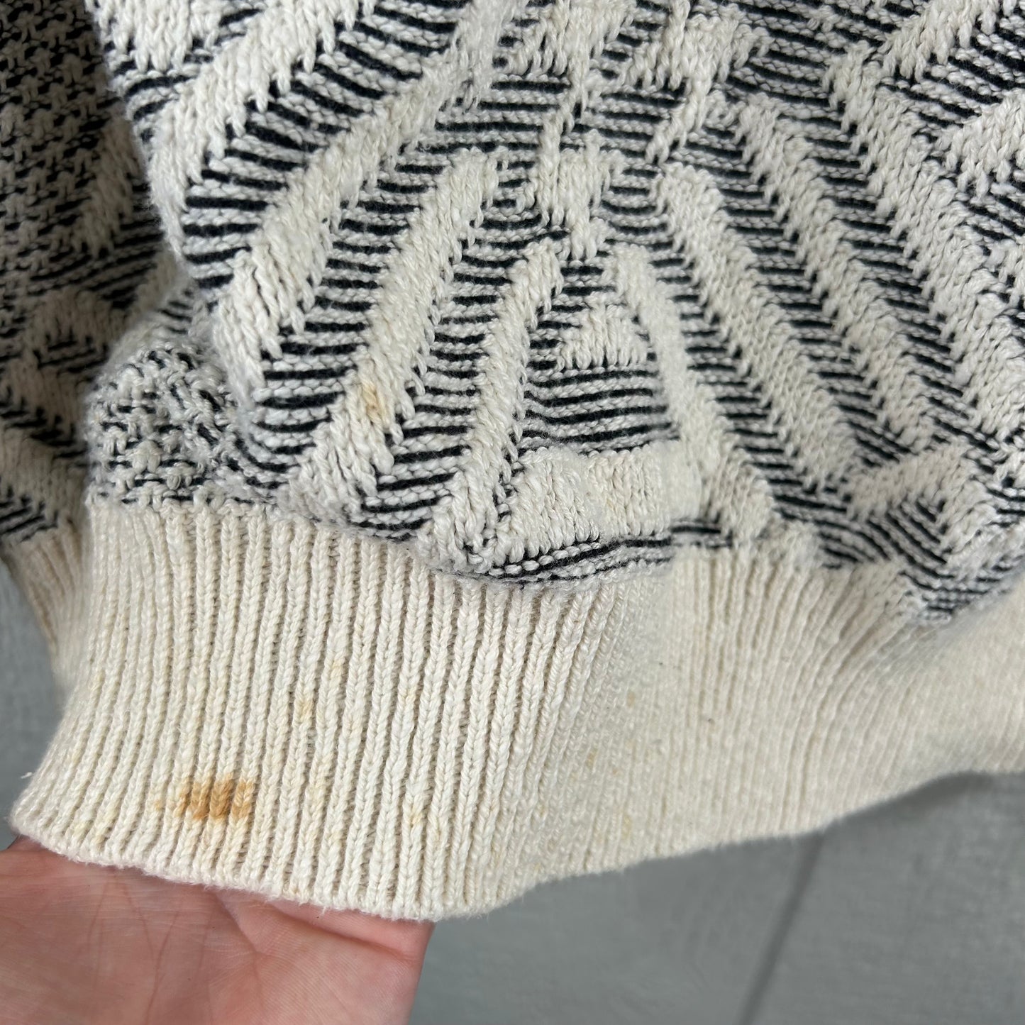Vintage Knit Sweater (L)