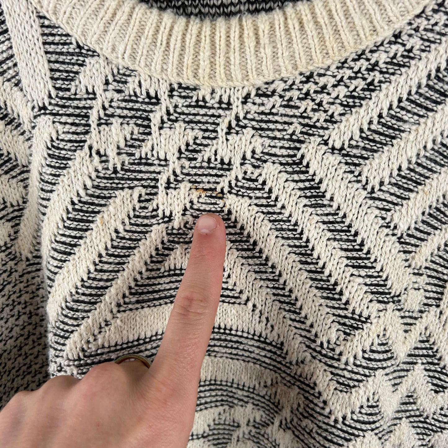 Vintage Knit Sweater (L)