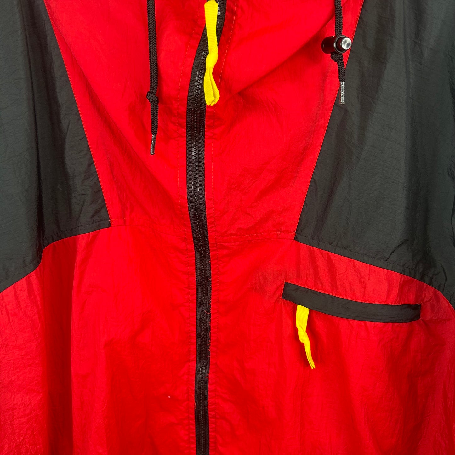 Vintage Marlboro Windbreaker (L)
