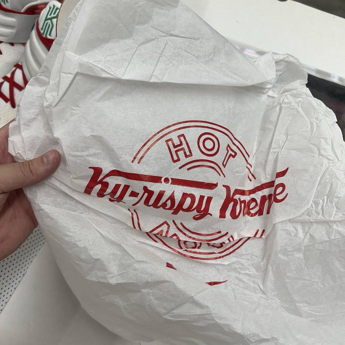 Size 12 - Nike Kyrie 2 Ky-Rispy Kreme Special Box Version 1 White 2016 Tried On