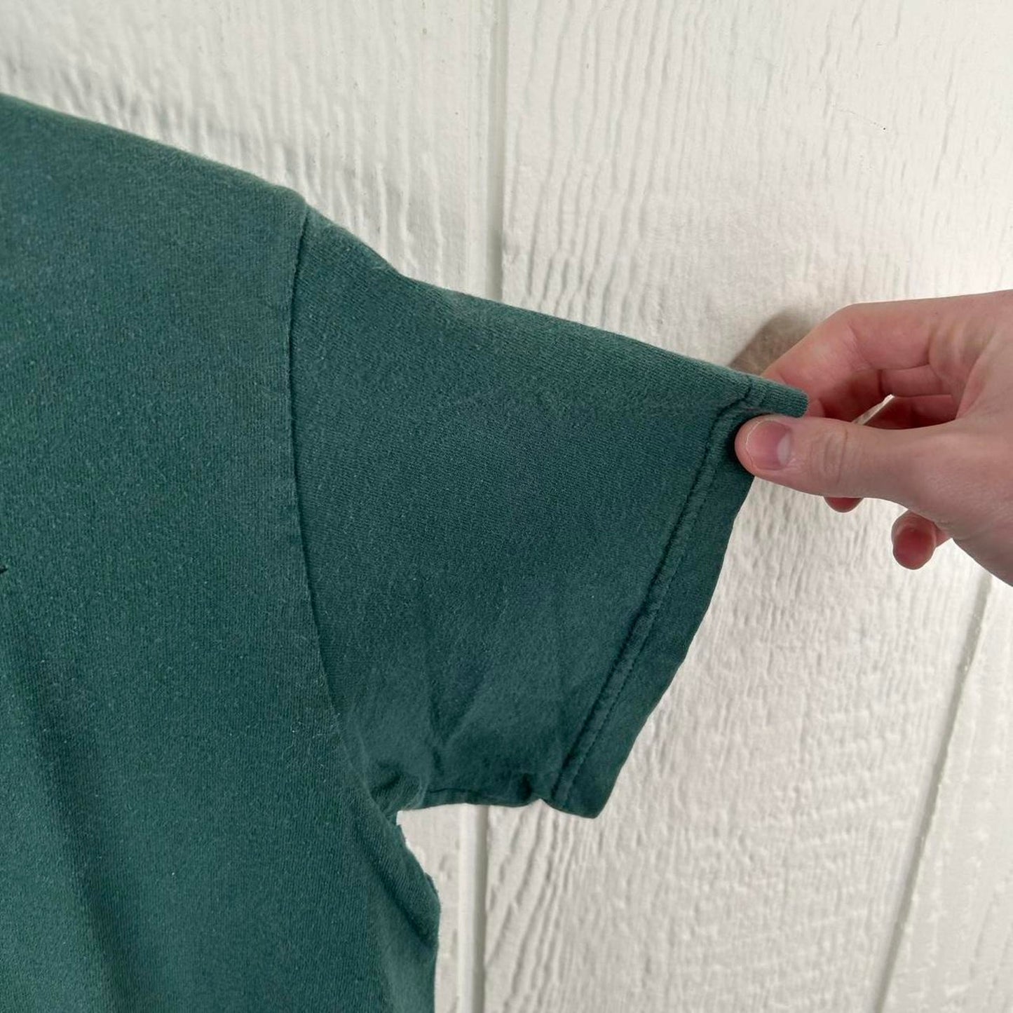 Vintage 90’s Forest Green Nike Streetwear Tee (M)