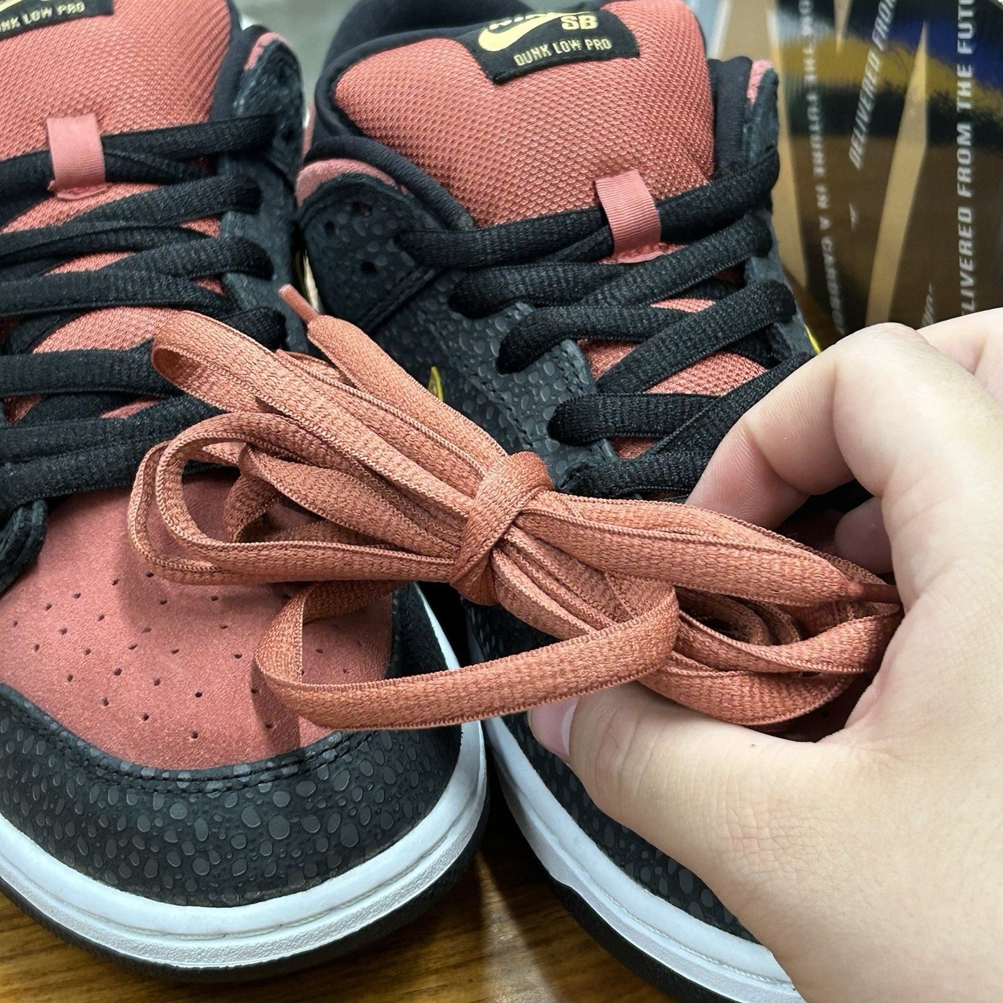 Size 11 - Nike Dunk Premium SB QS Low Walk Of Fame Worn Once OG all