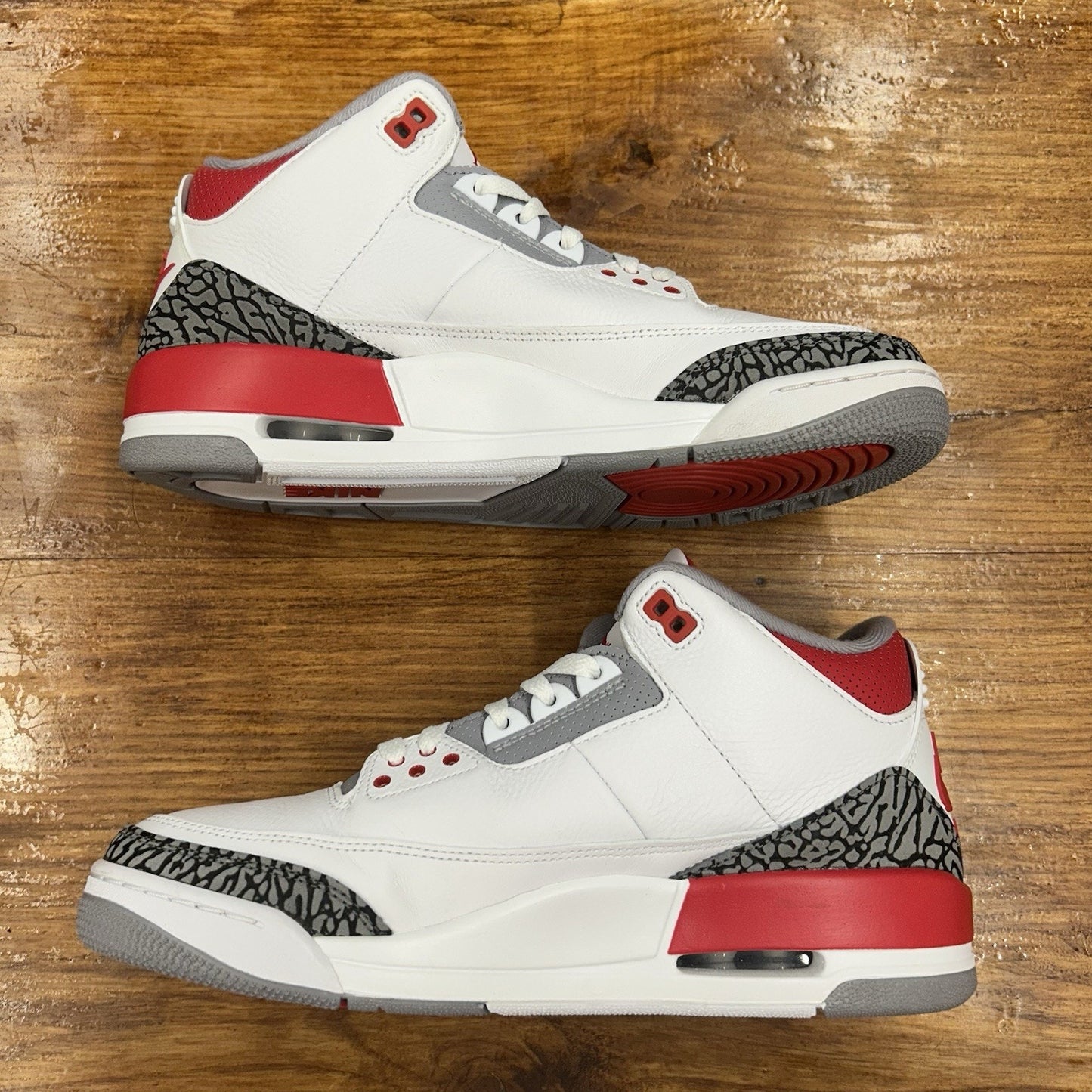 Size 10 - Jordan 3 Retro Mid Fire Red Lightly Worn