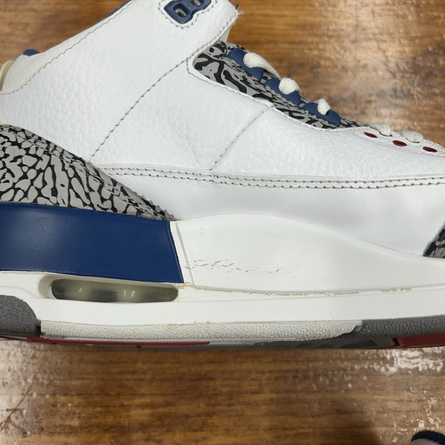 Size 9.5 - Air Jordan 3 Retro 2011 True Blue