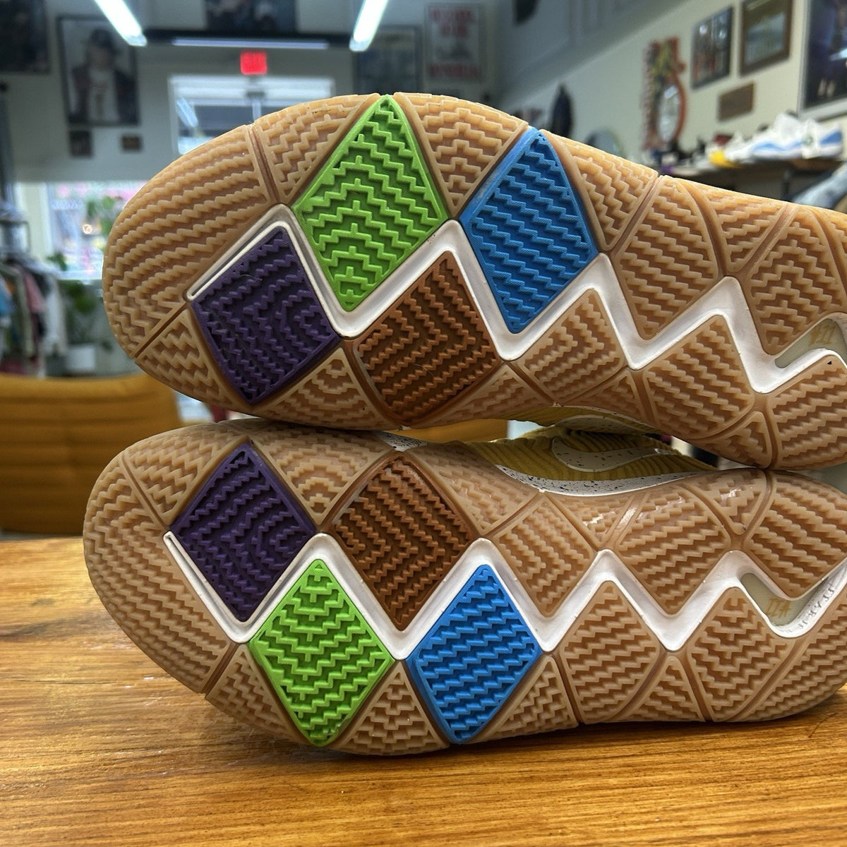 Size 12 - Nike Kyrie 4 Cinnamon Toast Crunch Worn Once