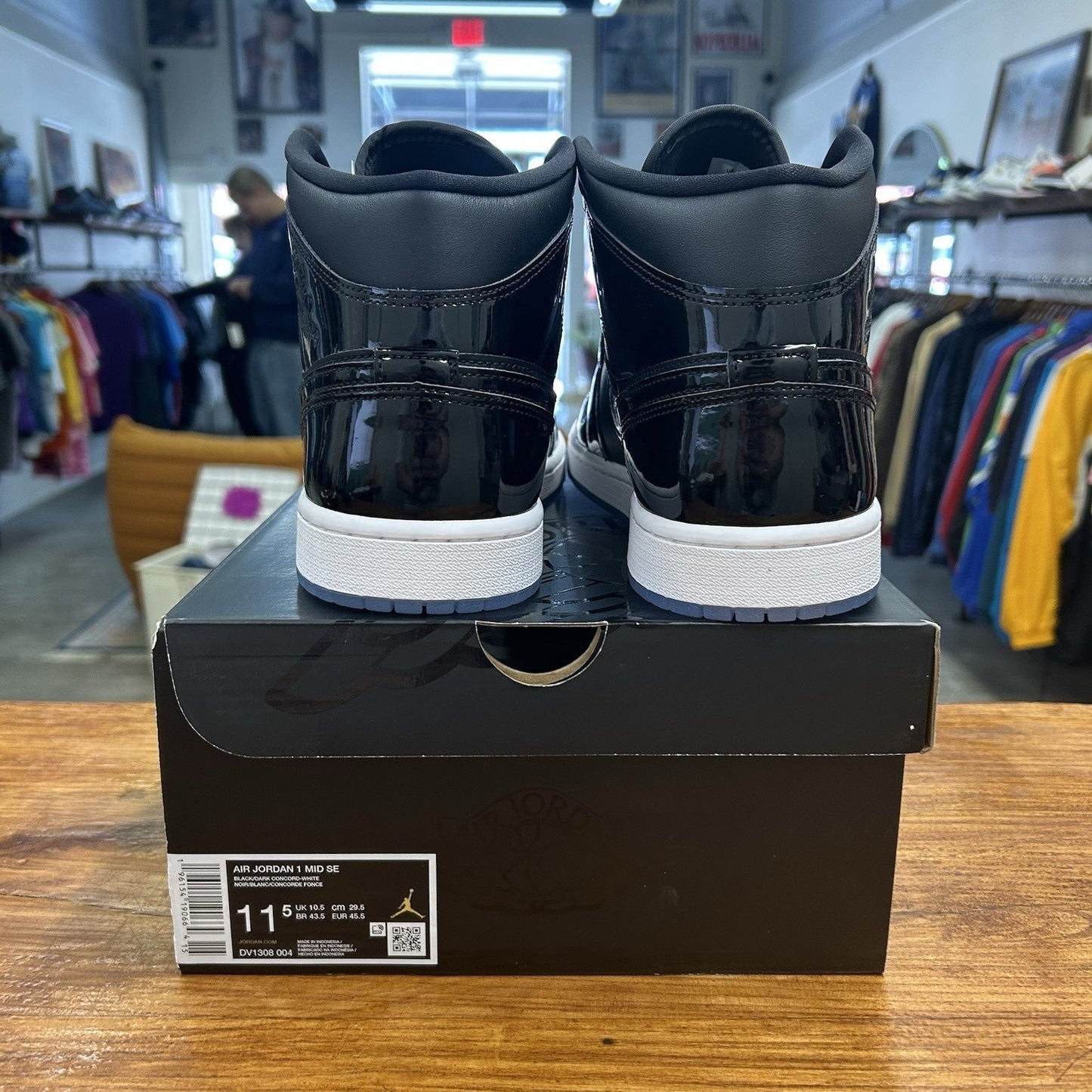 Size 11.5 - Jordan 1 Mid Space Jam
