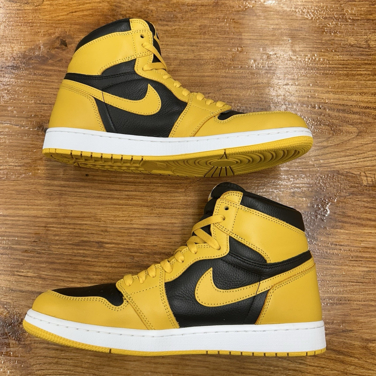 Size 12 - Jordan 1 Retro OG High Pollen Lightly Worn