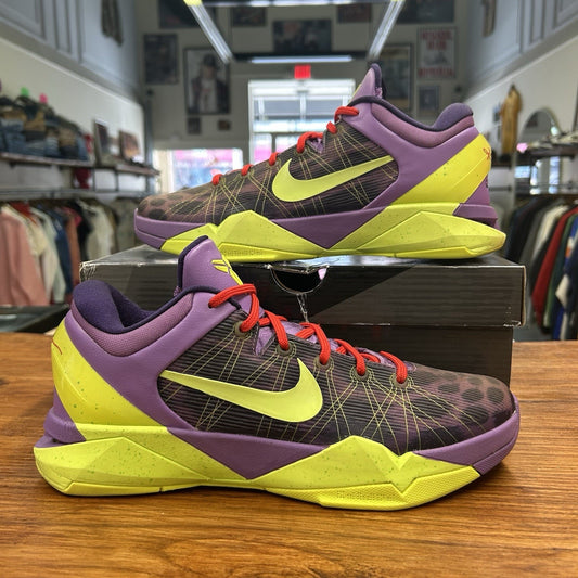 Size 10 - Nike Zoom Kobe 7 Supreme Christmas