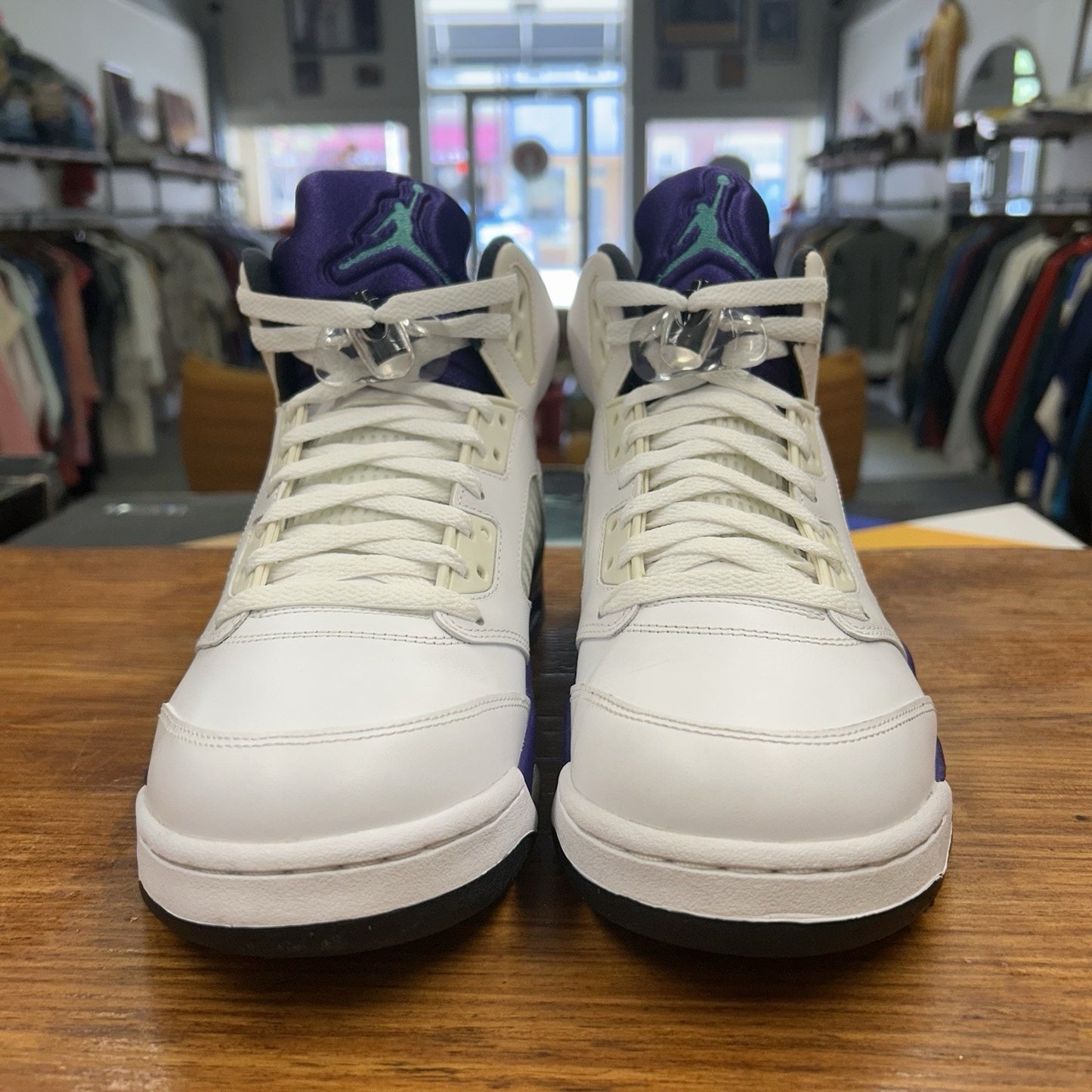 Size 10 - Jordan 5 Retro Grape 2013