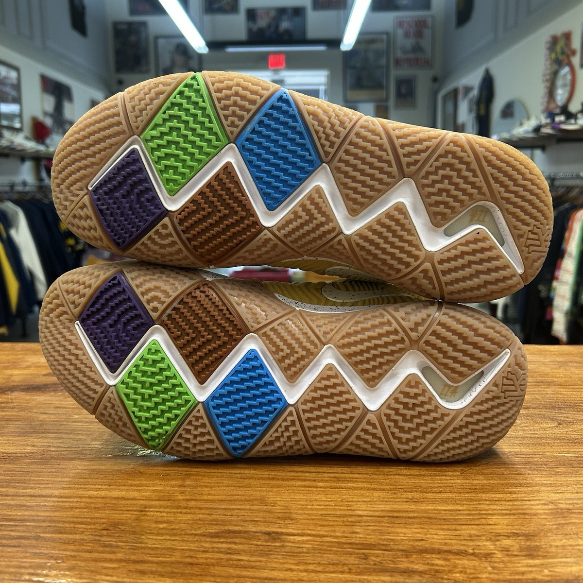 Size 12 - Nike Kyrie 4 Cinnamon Toast Crunch Worn Once