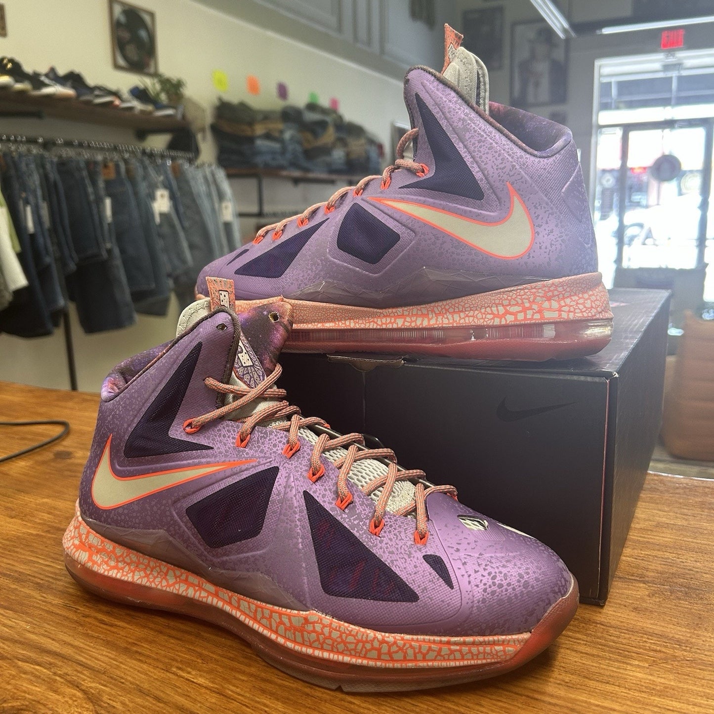 Size 10.5 - LeBron 10 All Star Extraterrestrial