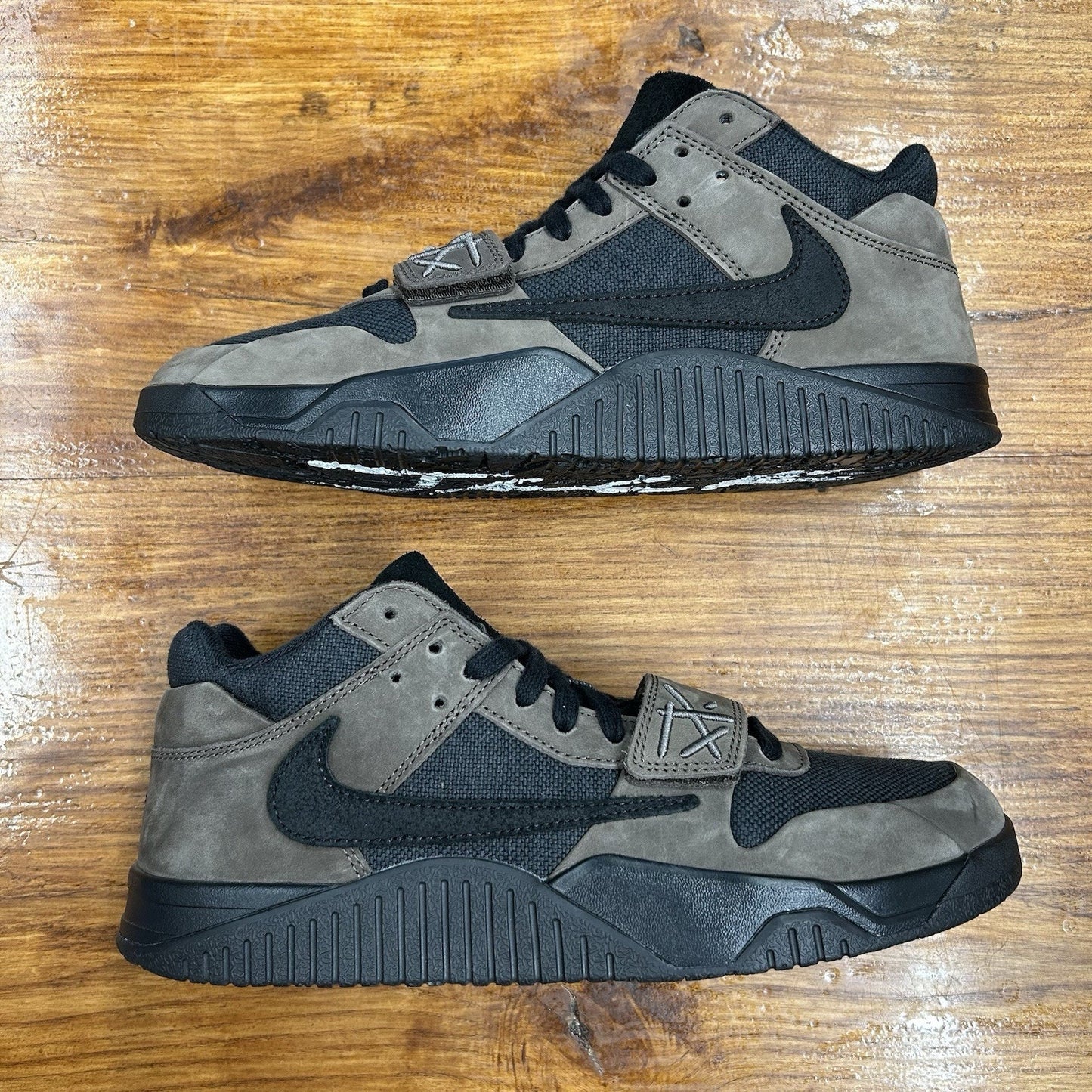 Size 10.5 - Travis Scott x Air Jordan Jordan Jumpman Jack TR Dark Mocha