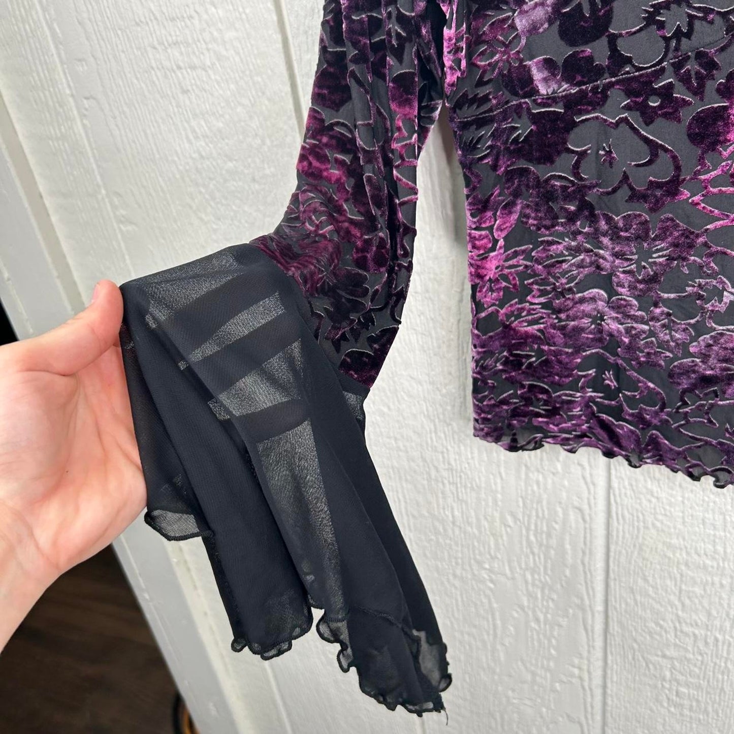 Vintage Lace Velvet Witchy Vibe Bell Sleeve Whimsygoth Top (L)