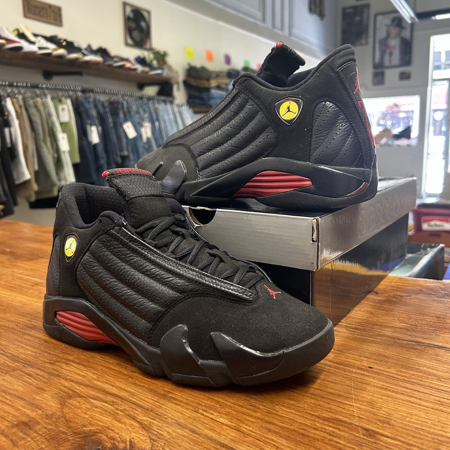Size 9 - Air Jordan 14 Retro 2011 Last Shot