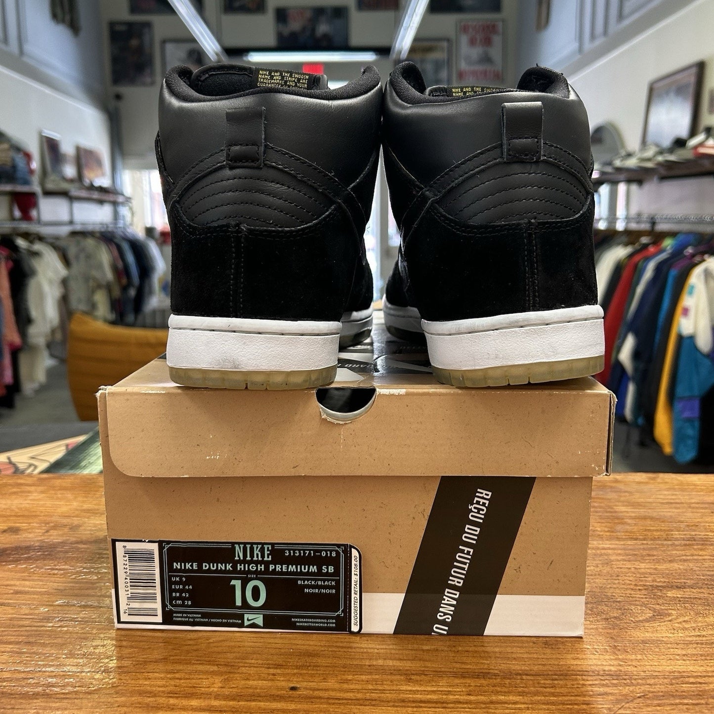 Size 10 - Nike Dunk SB High Neckface