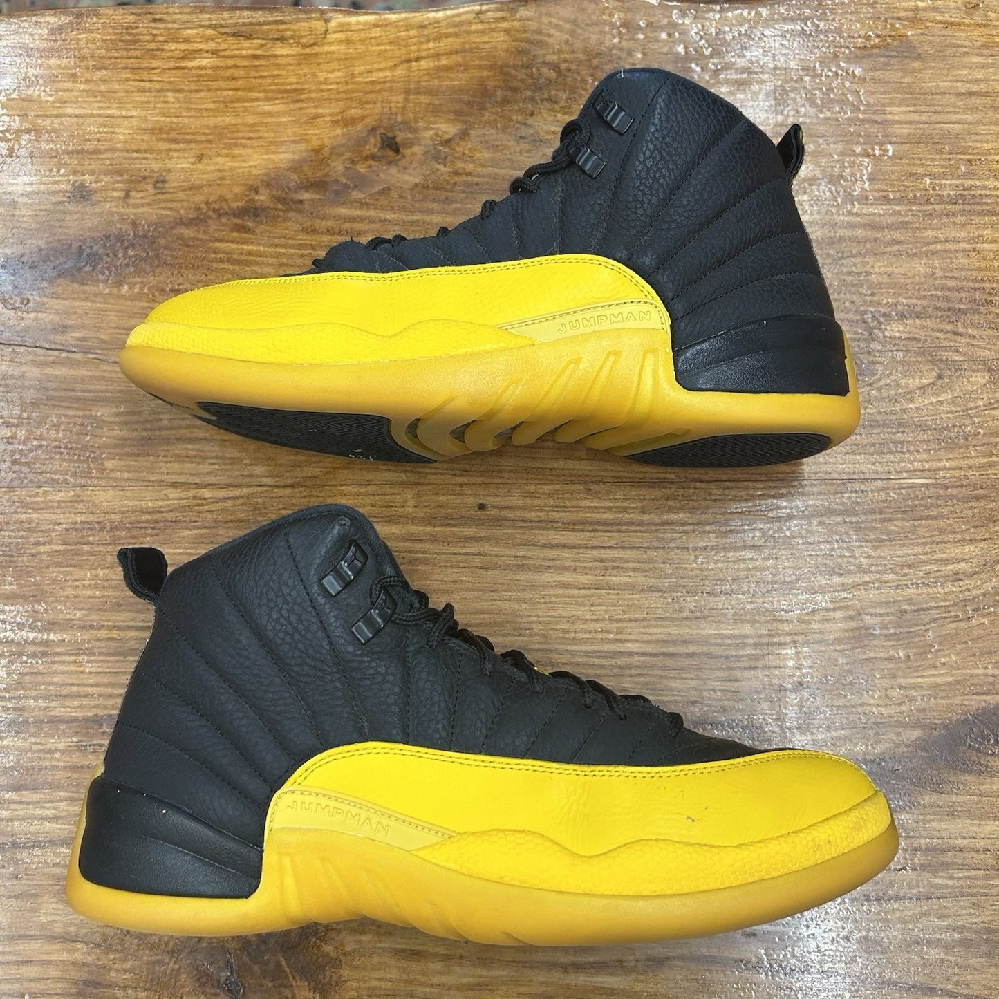 Size 11 - Jordan 12 University Gold