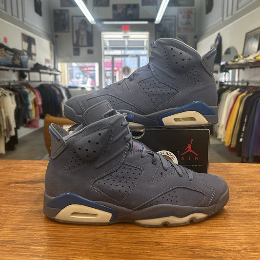 Size 10.5 - Jordan 6 Retro Diffused Blue