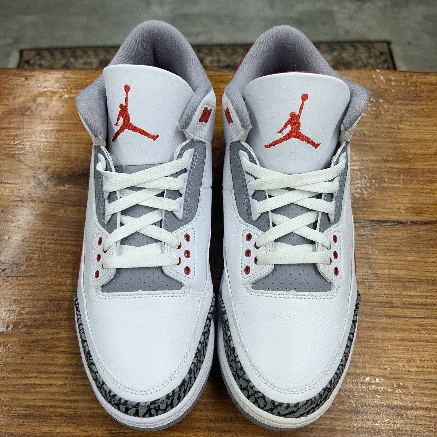 Size 10 - Jordan 3 Retro Mid Fire Red Lightly Worn
