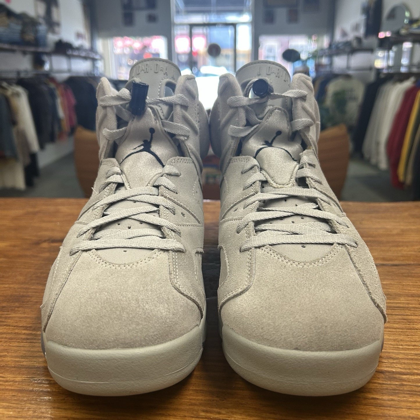 Size 10.5 - Jordan 6 Georgetown