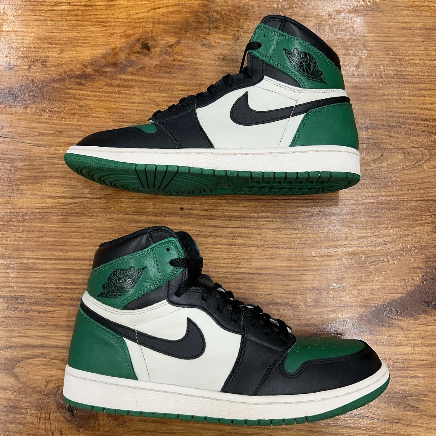 Size 9.5 - Jordan 1 Retro High OG Pine Green 2018