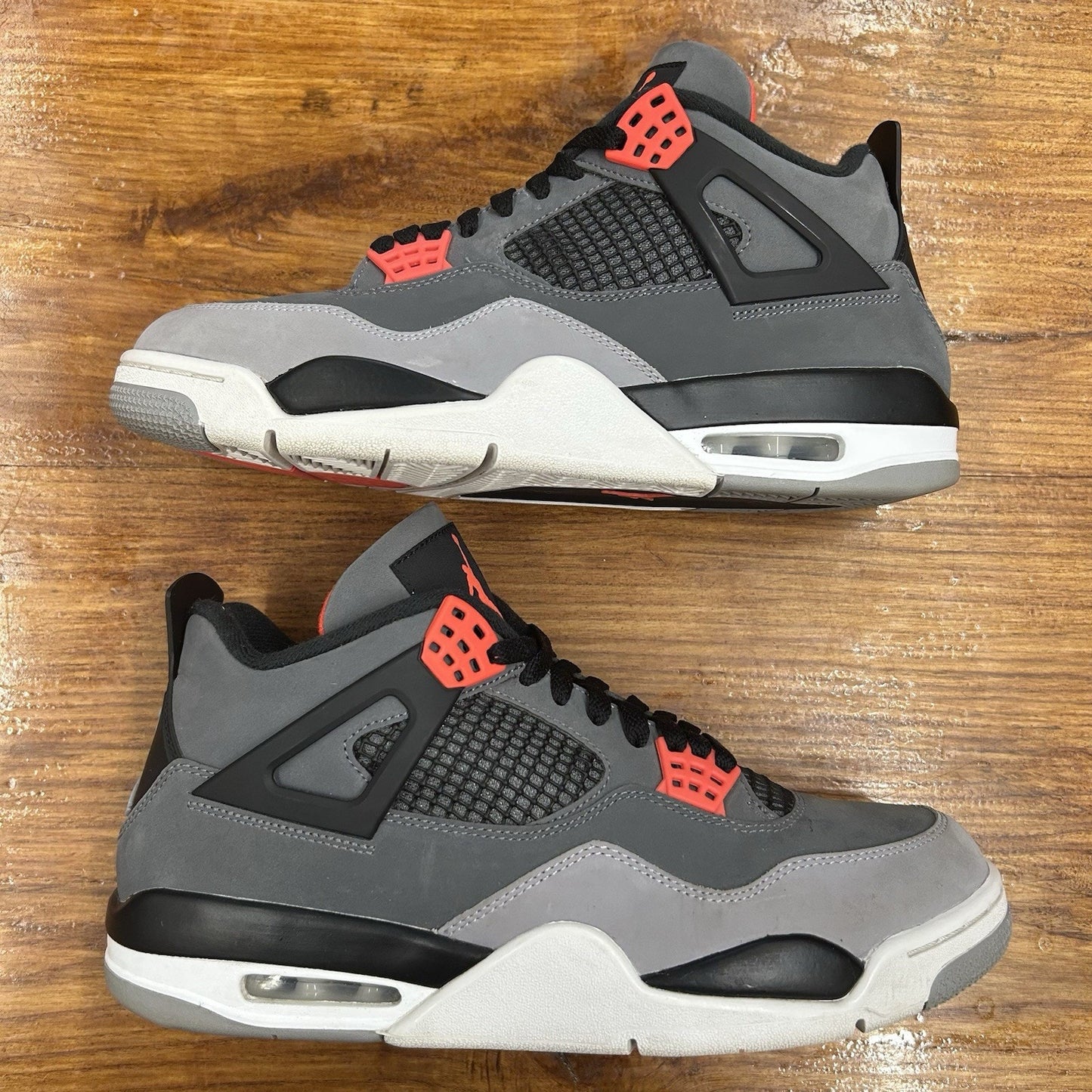 Size 10.5 - Jordan 4 Retro Mid Infrared Lightly Worn