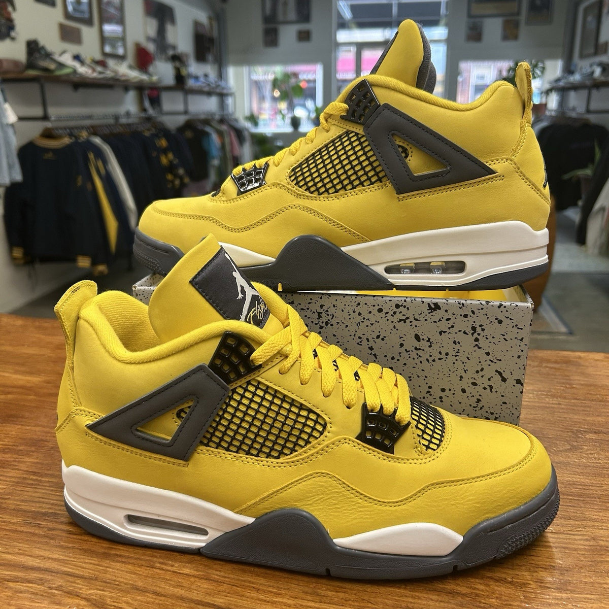 Size 12 - Jordan 4 Retro Mid Lightning Worn Once