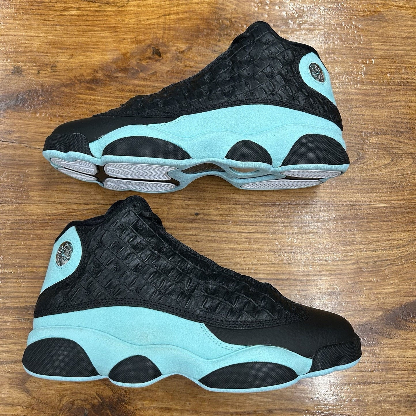 Size 9.5 - Air Jordan 13 Retro Island Green