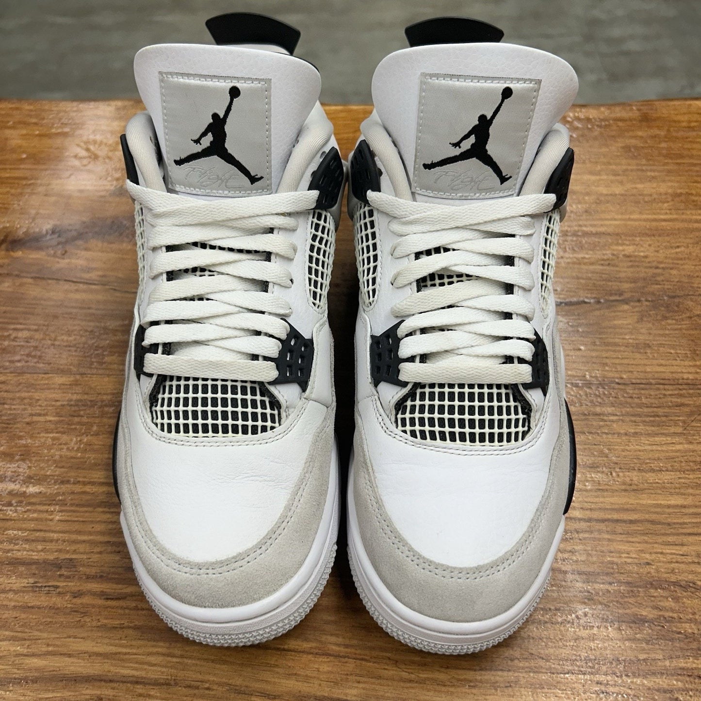 Size 9 - Jordan 4 Retro Mid Military Black Lightly Used