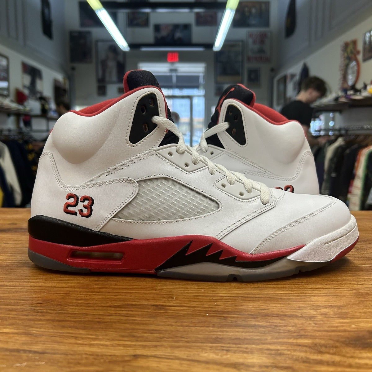 Size 11.5 - Air Jordan 5 Retro 2013 Fire Red Lightly Worn