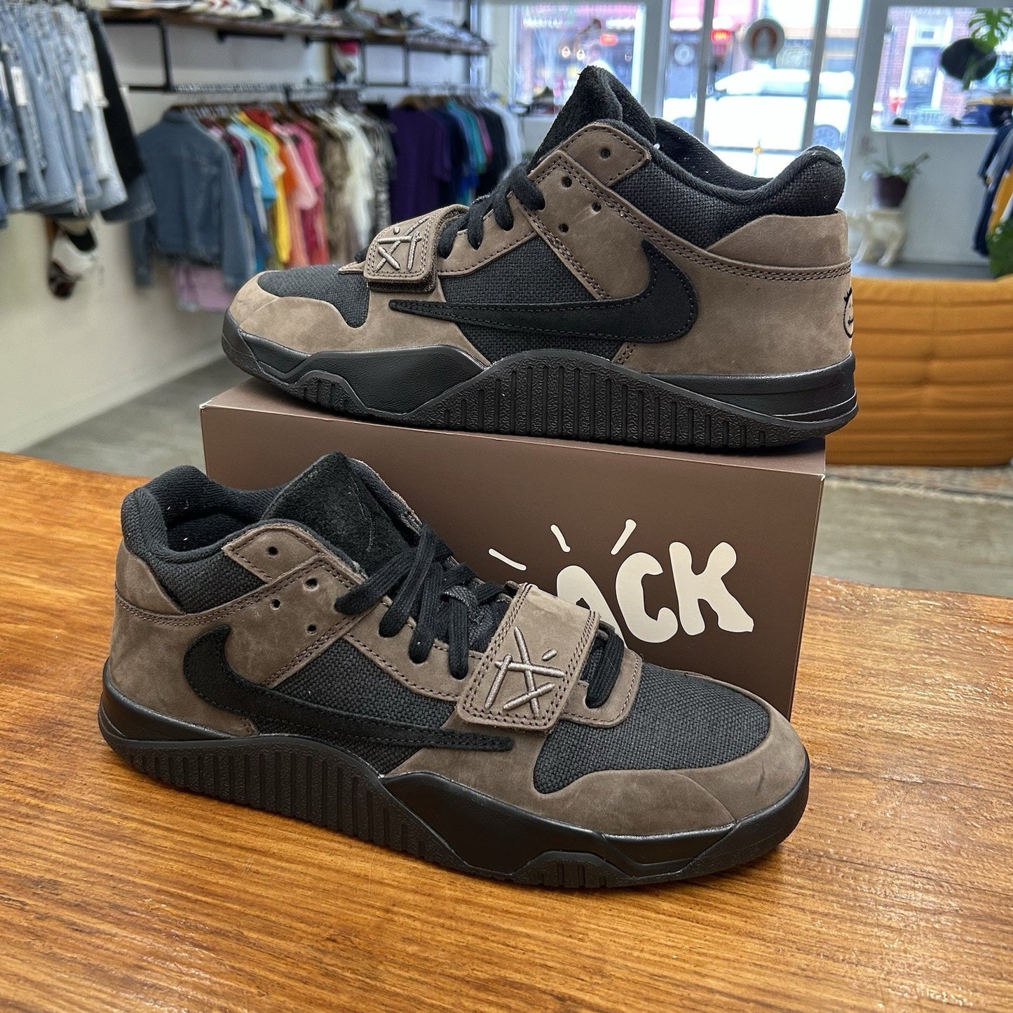 Size 10.5 - Travis Scott x Air Jordan Jordan Jumpman Jack TR Dark Mocha