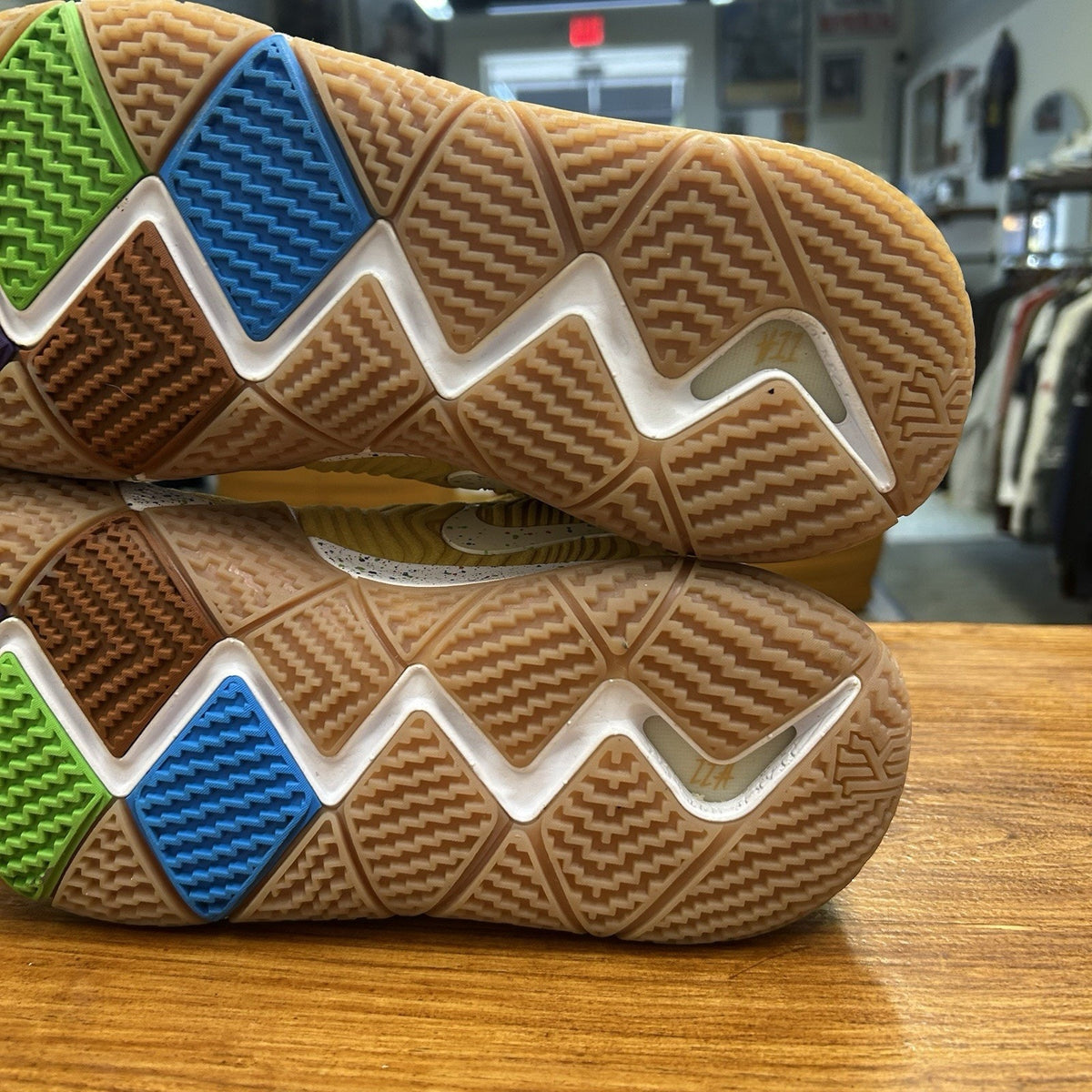 Size 12 - Nike Kyrie 4 Cinnamon Toast Crunch Worn Once