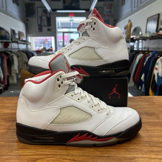 Size 10.5 - Jordan 5 Retro 2013 Fire Red