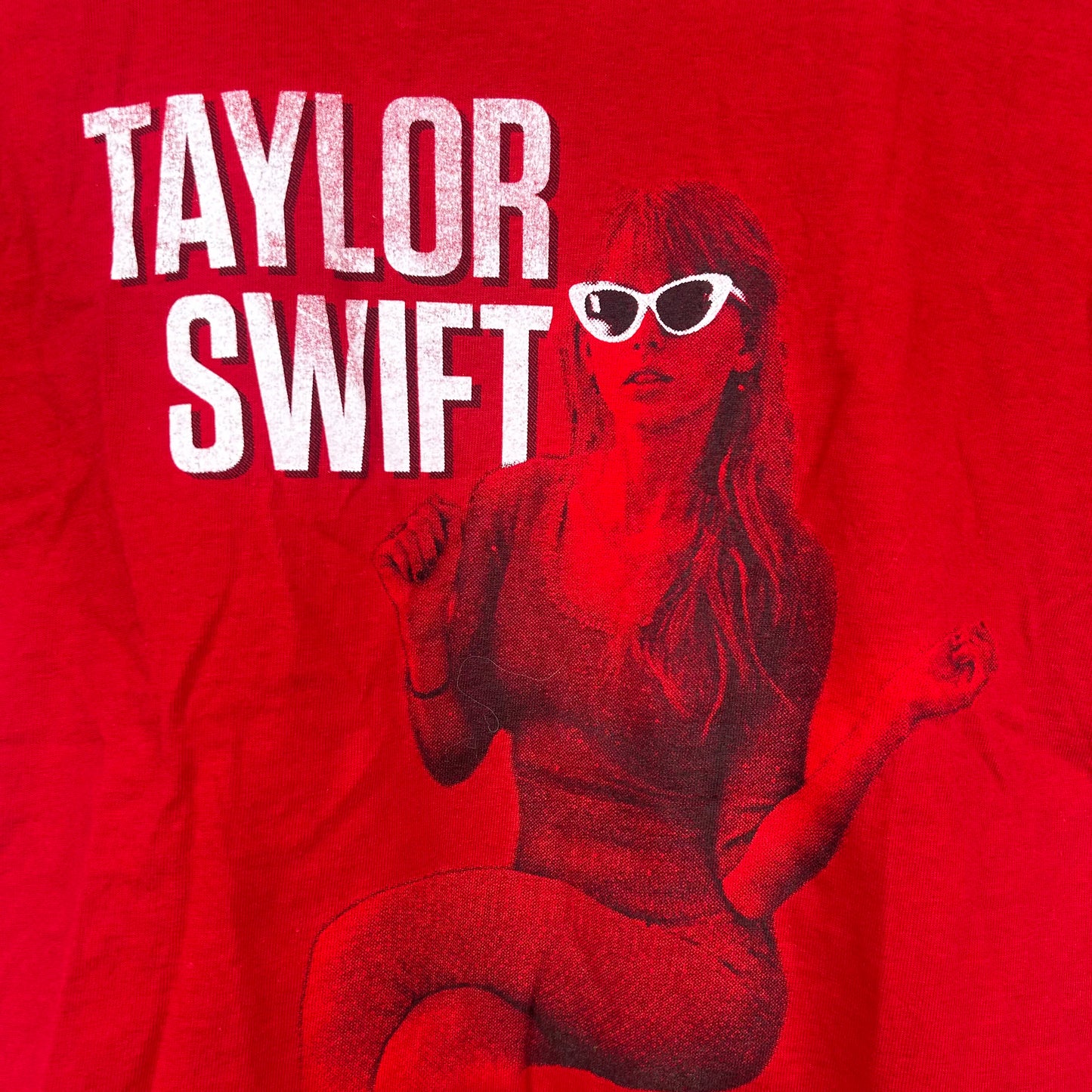 Taylor Swift Red Tour 2013 Concert Tee (M)