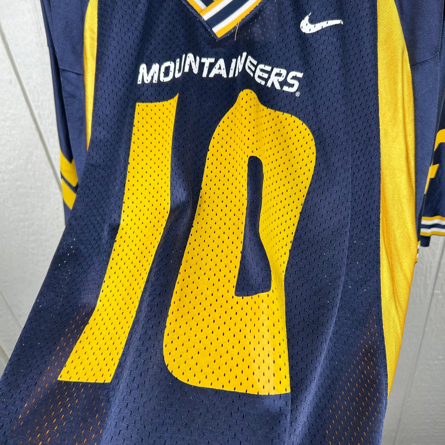 Y2K Navy WVU Nike Number 10 Football Jersey (XL)