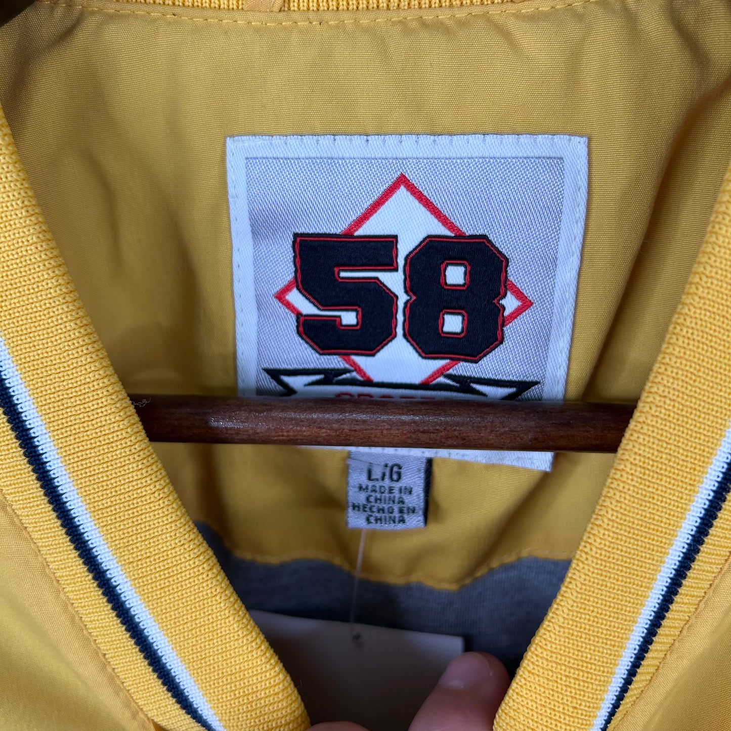 Y2K Gold Flying WV Mountaineers Embroidered Windbreaker (L)