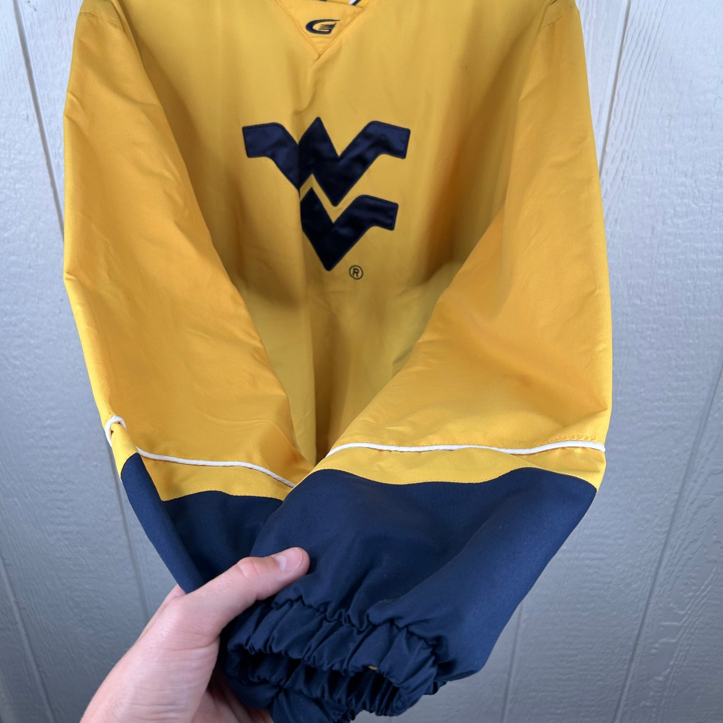 Y2K Gold Flying WV Mountaineers Embroidered Windbreaker (L)