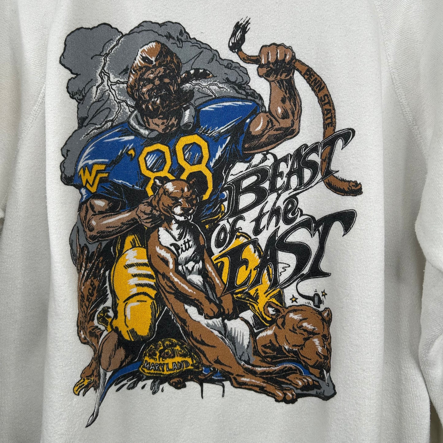 Rare Vintage WVU Beast of the East Graphic Crewneck (XL)