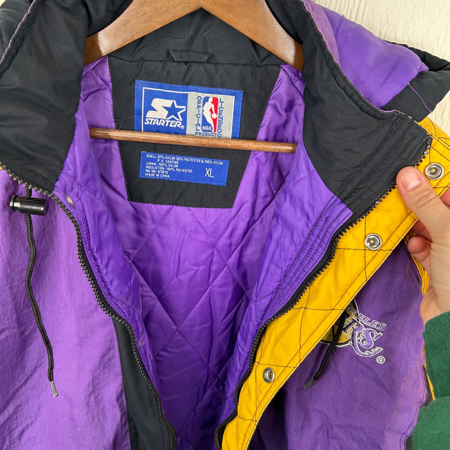 Vintage 90's Los Angeles Lakers NBA Starter Puffer Jacket (XL)