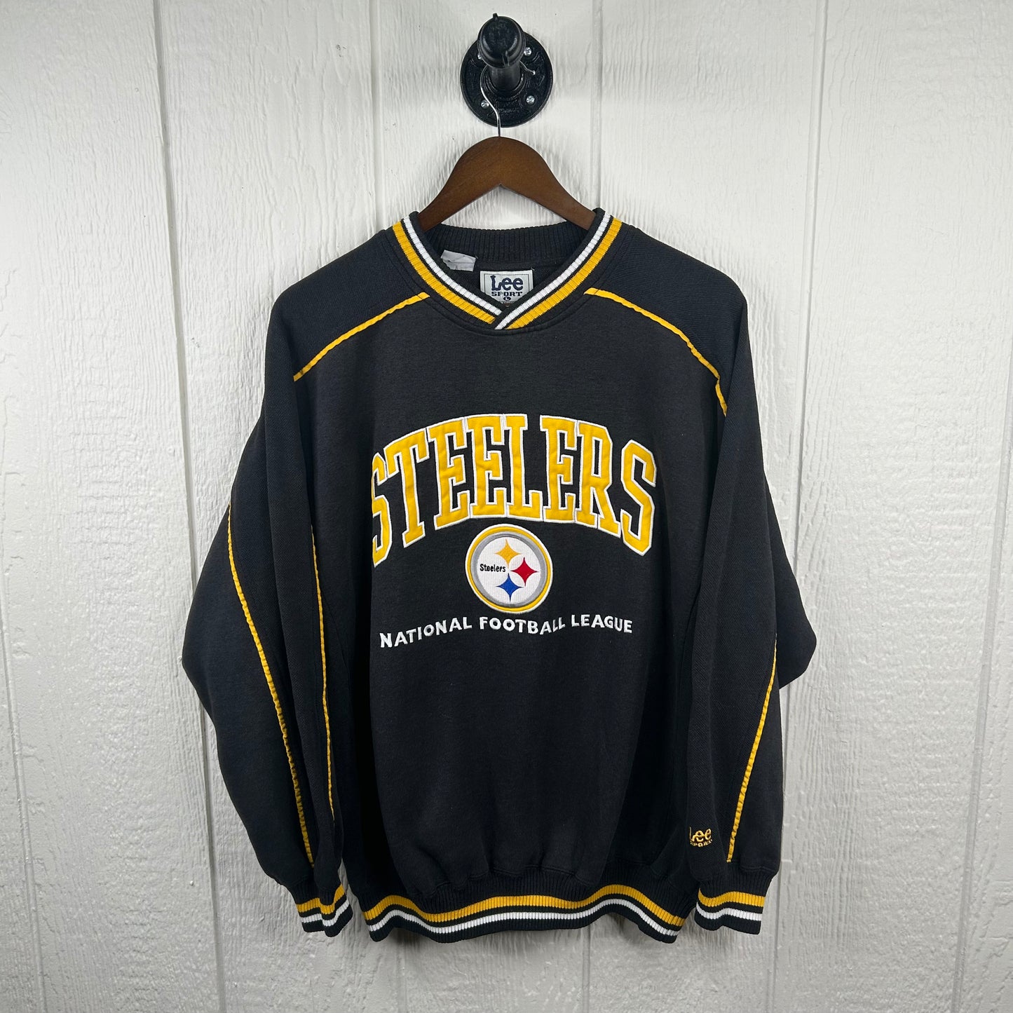 Vintage 90s Pittsburgh Steelers Embroidered Crewneck (L)