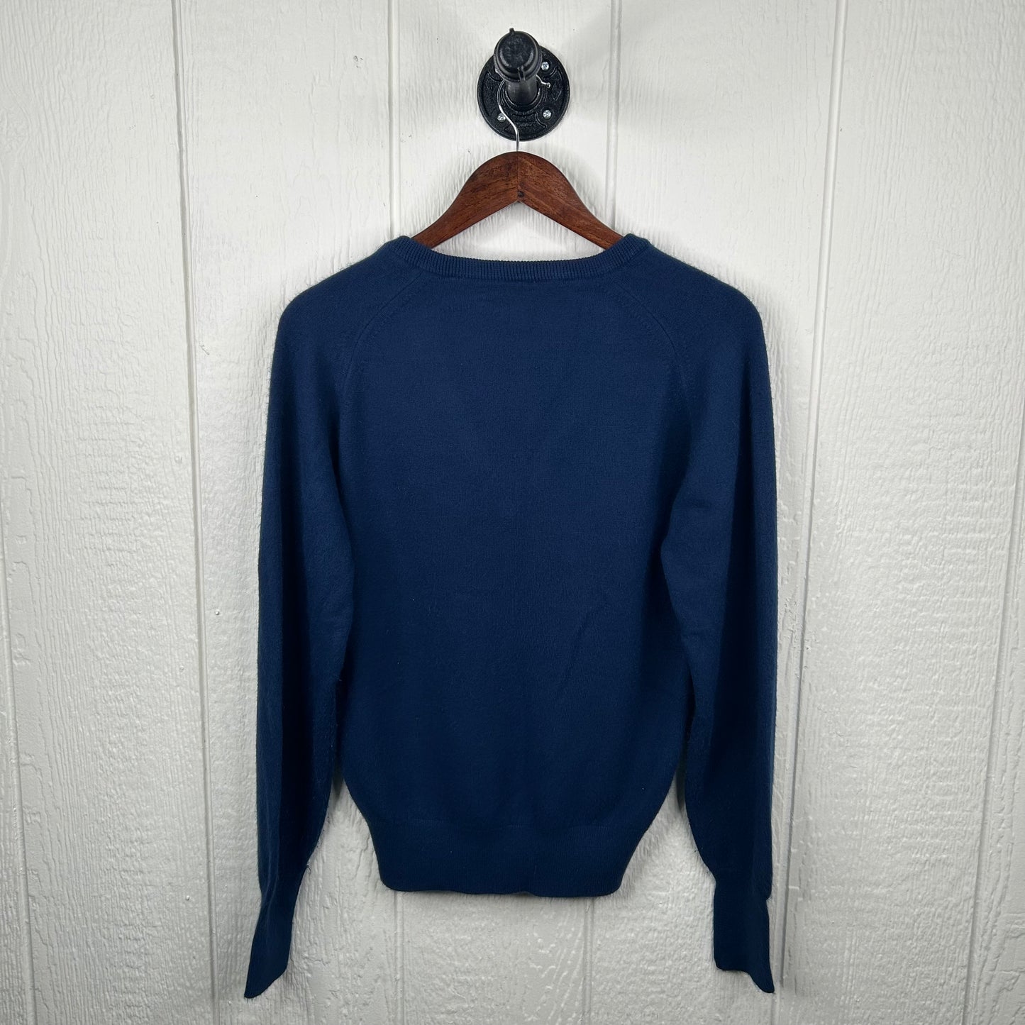 Vintage 1983 WVU Hall of Fame Bowl Embroidered V-Neck Sweater (M)