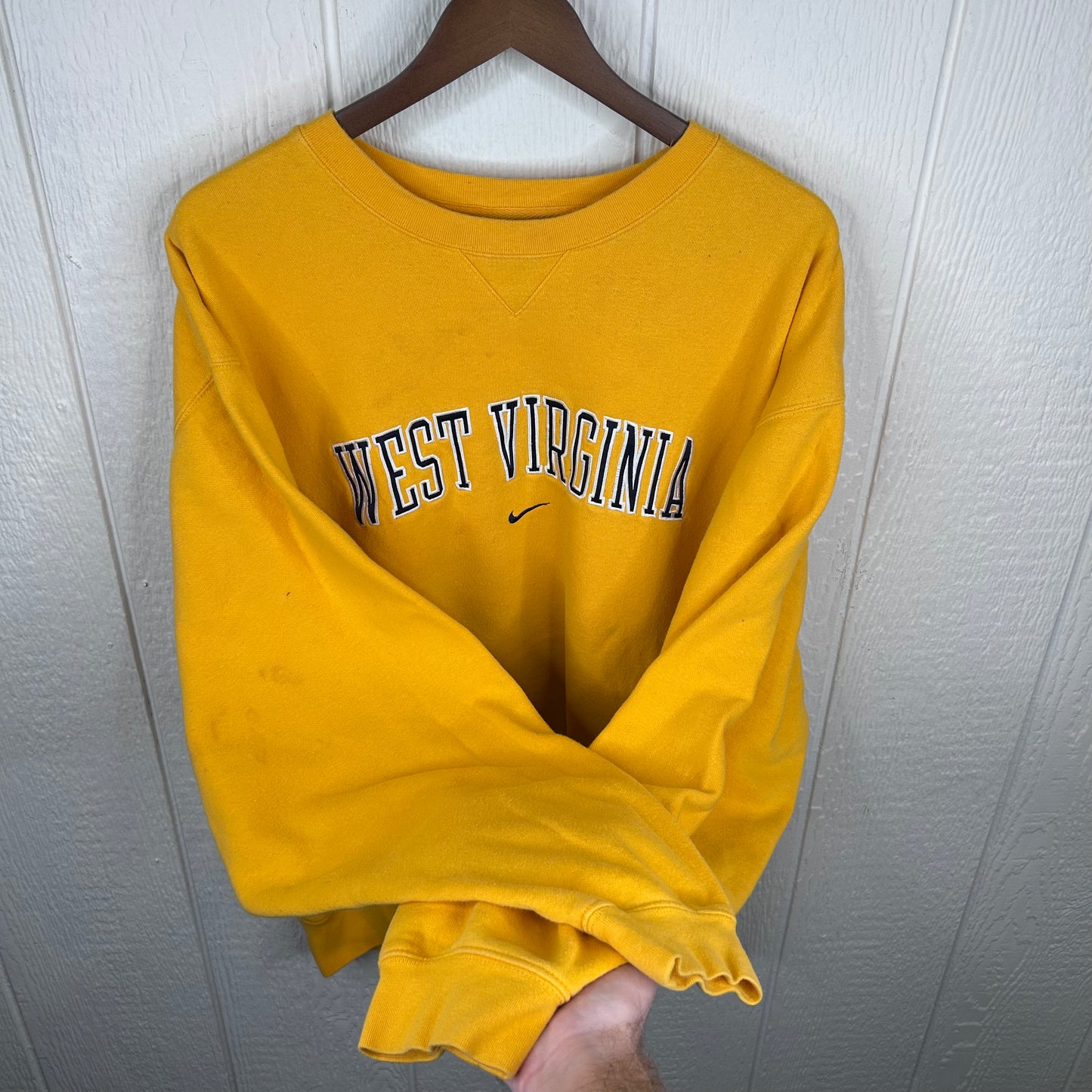 Vintage WVU Nike Center Swoosh Yellow Crewneck (XL)