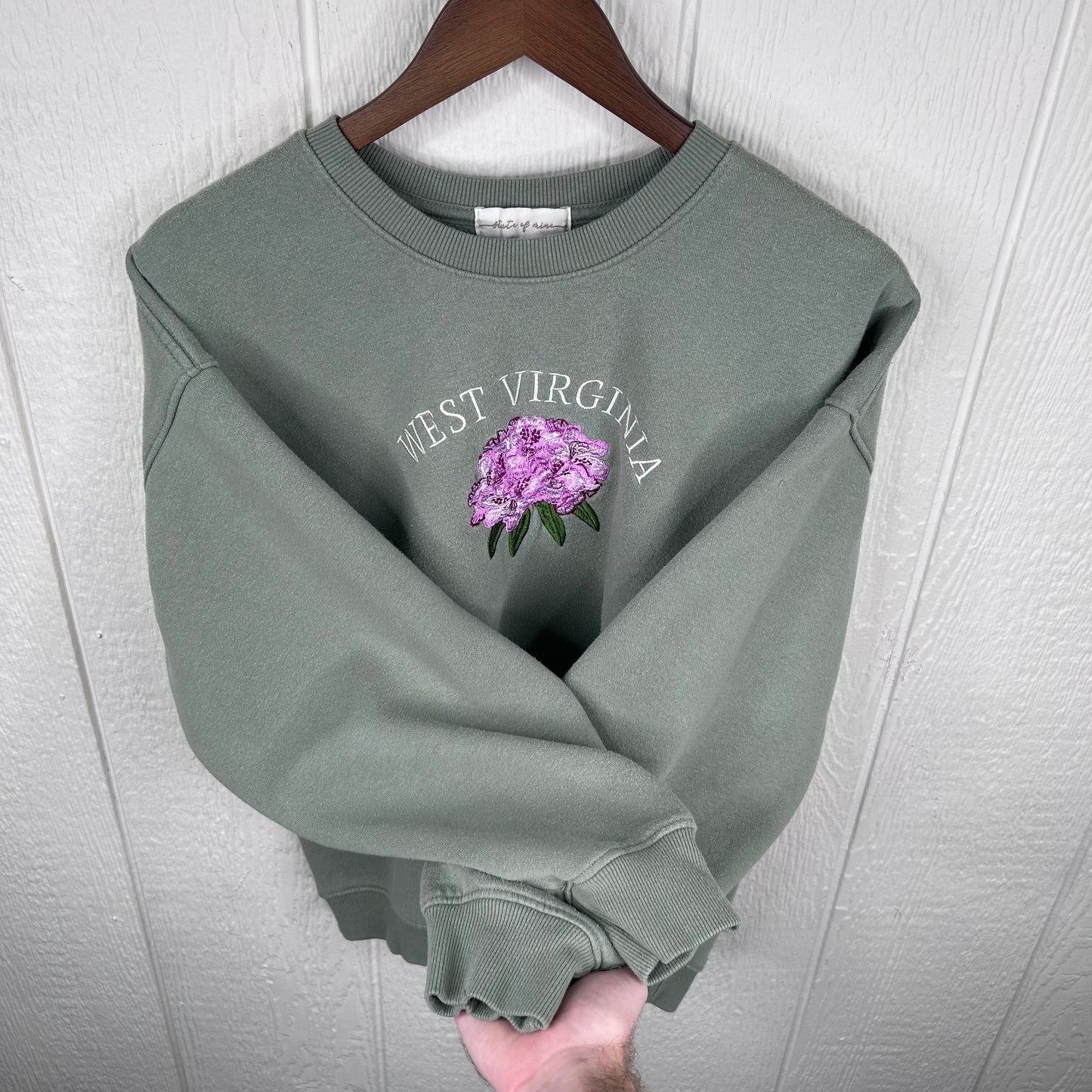 Vintage 90's West Virginia Rhododendron Crewneck (M)