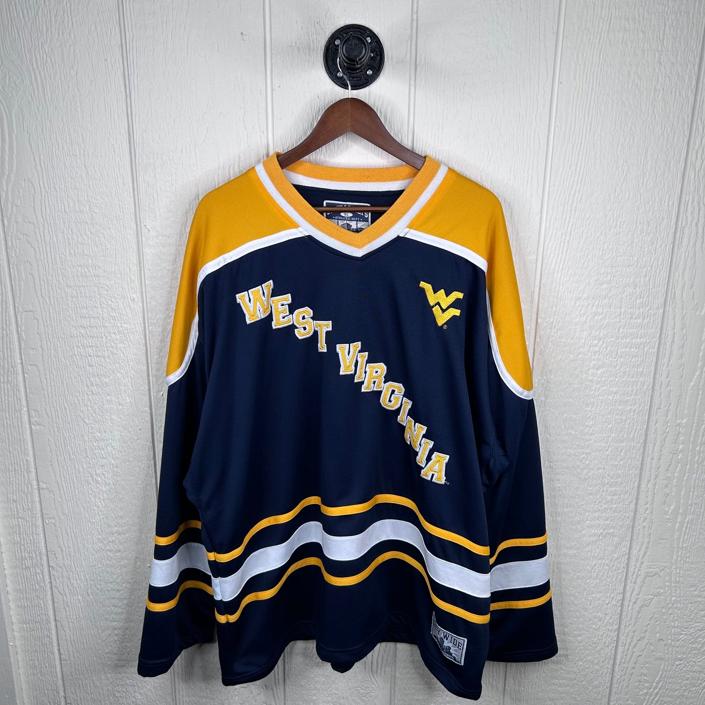 Vintage WVU Mountaineers Number 99 Hockey Jersey (XL)
