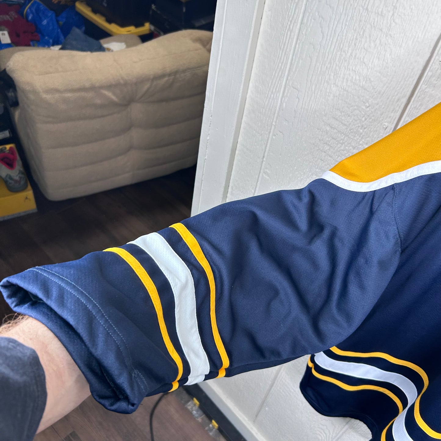 Vintage WVU Mountaineers Number 99 Hockey Jersey (XL)
