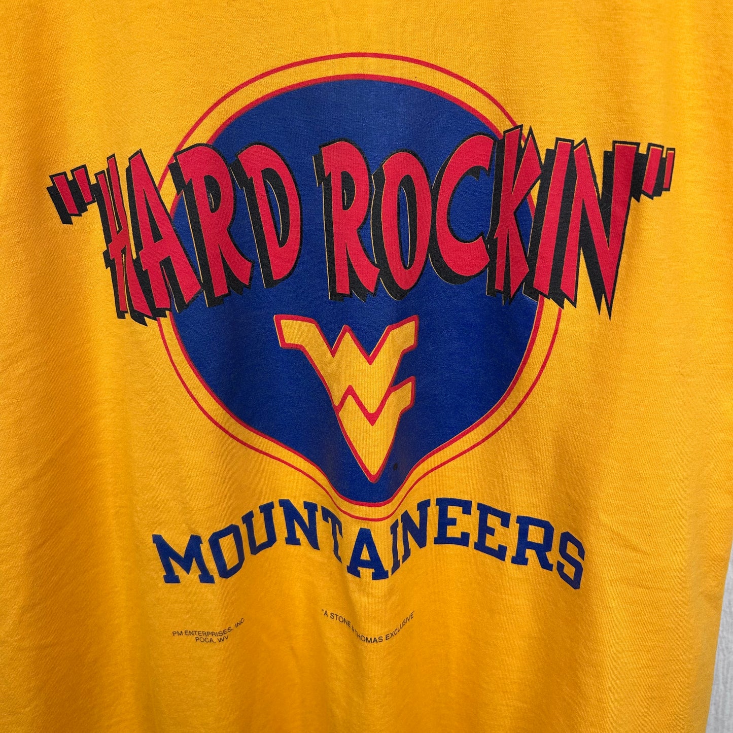 Vintage 90's WVU Mountaineers Hard Rock Graphic Tee (XL)