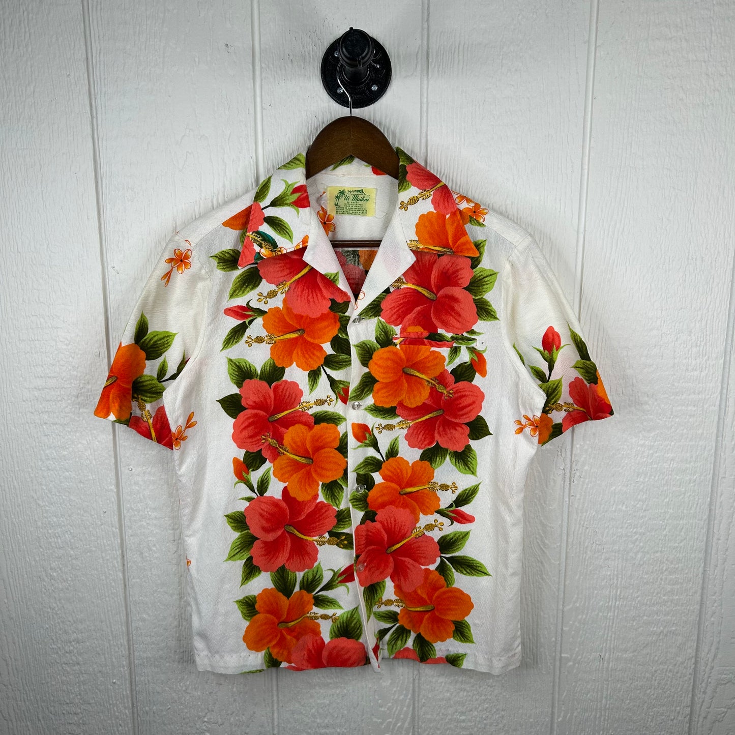 Vintage 80's Vibrant Floral Hawaiian Cotton Shirt (M)